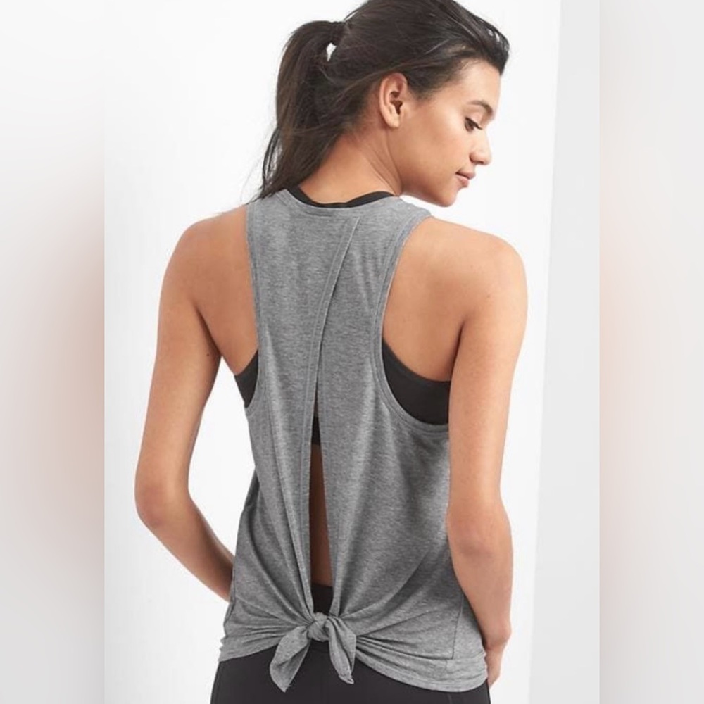 Gap Breathe Gray Open-Back Top